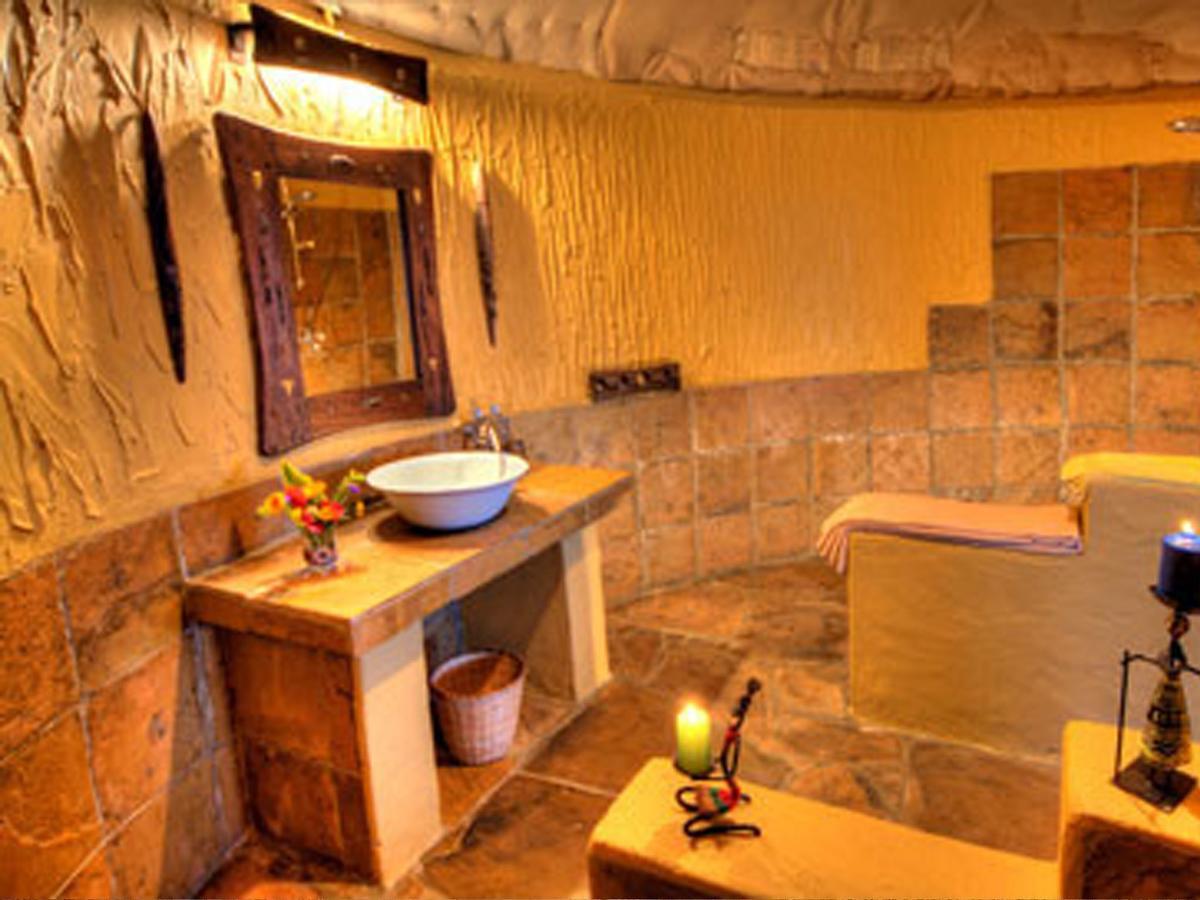 Rhino Watch Safarilodge Mweiga Pokoj fotografie