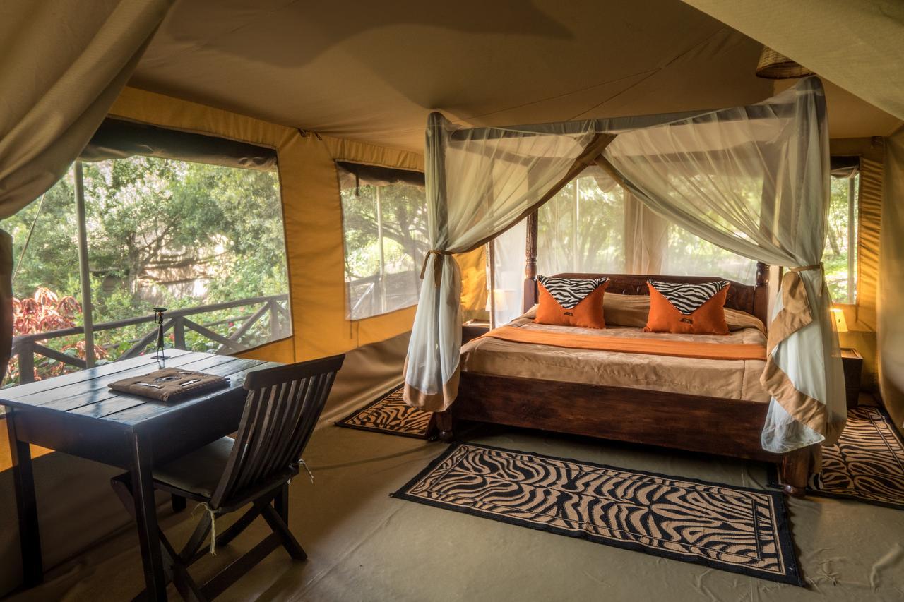 Rhino Watch Safarilodge Mweiga Exteriér fotografie