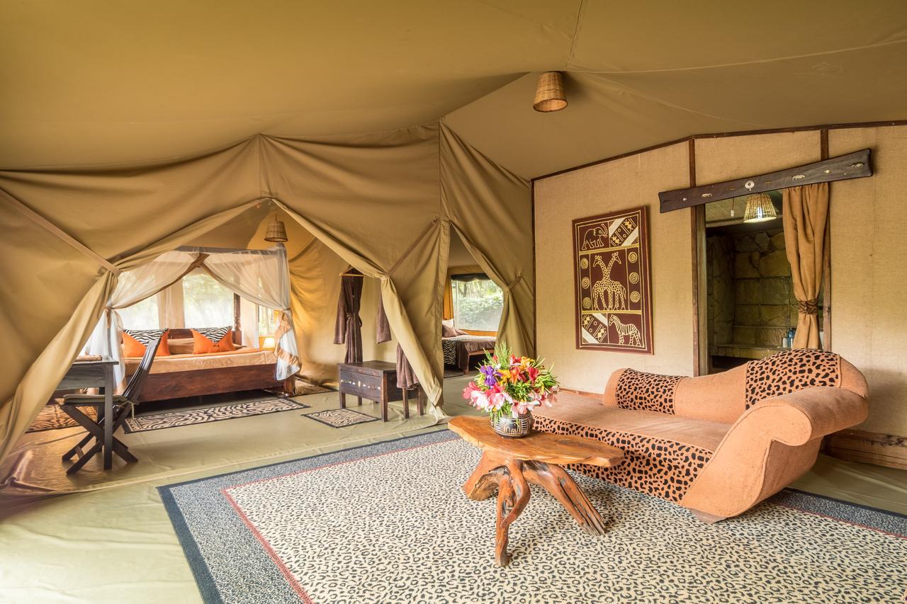 Rhino Watch Safarilodge Mweiga Exteriér fotografie