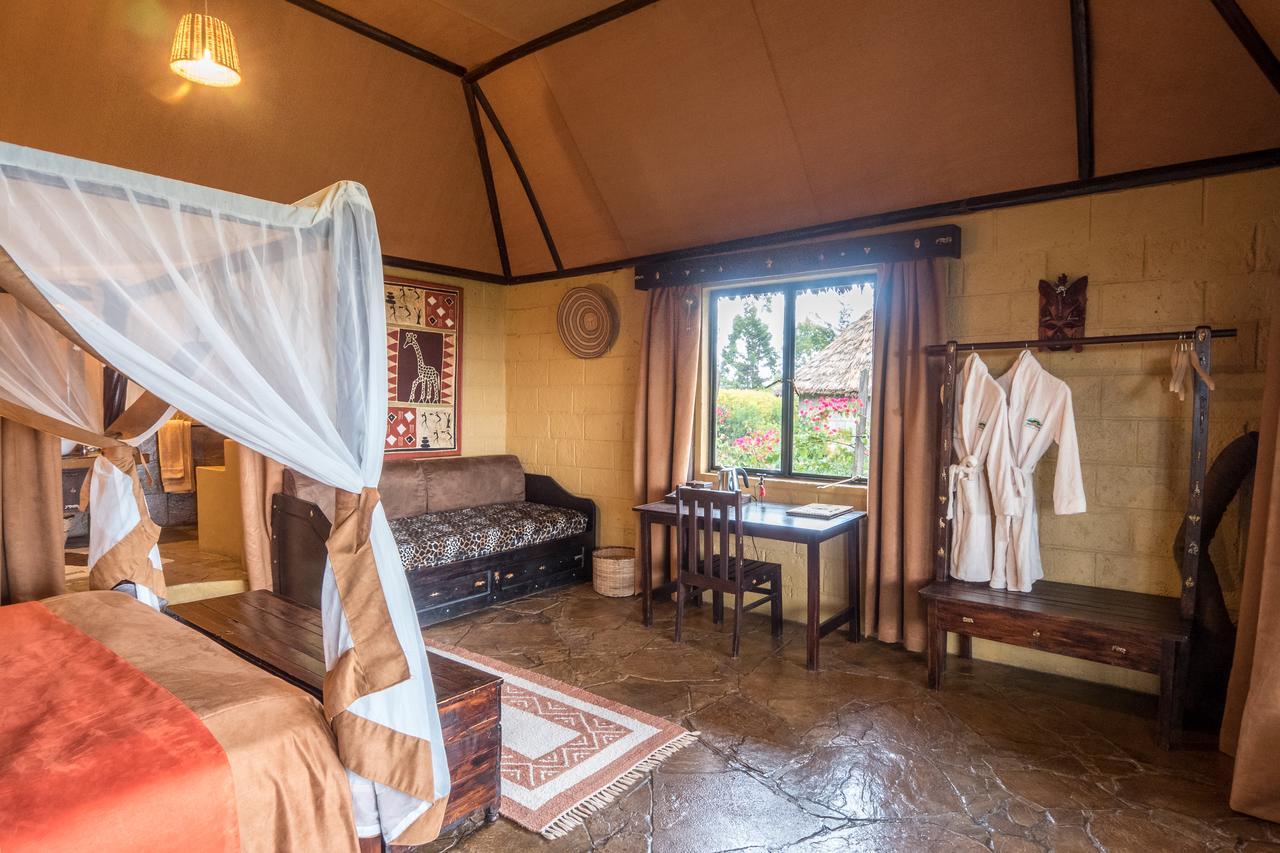 Rhino Watch Safarilodge Mweiga Exteriér fotografie