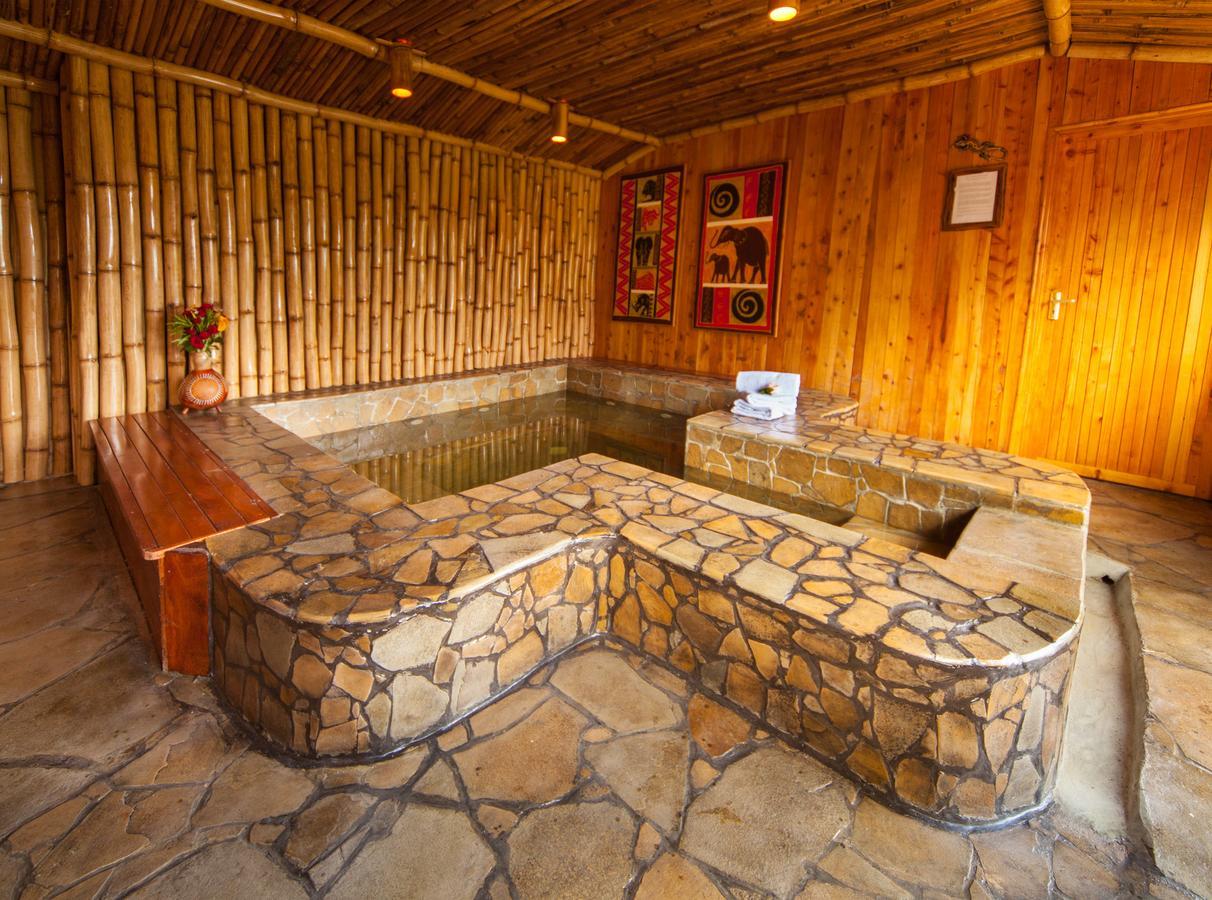 Rhino Watch Safarilodge Mweiga Exteriér fotografie