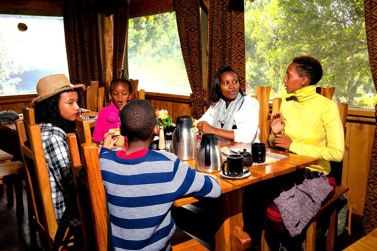 Rhino Watch Safarilodge Mweiga Exteriér fotografie
