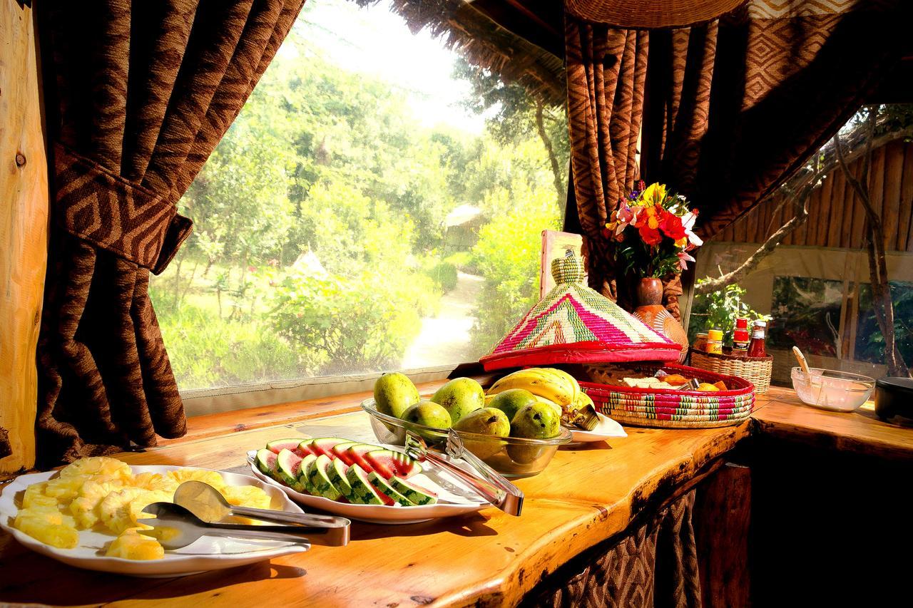 Rhino Watch Safarilodge Mweiga Exteriér fotografie